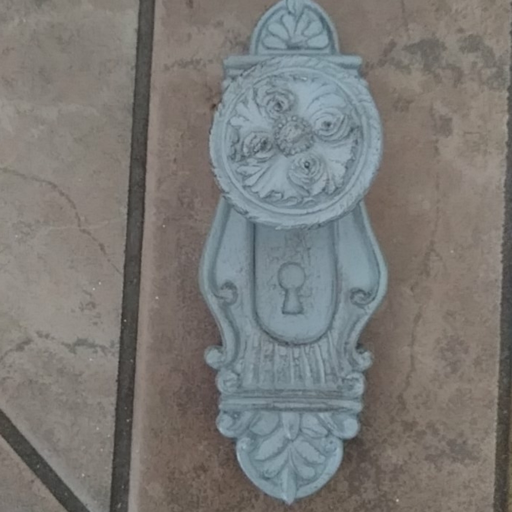 Sheffield Home decorative door handle